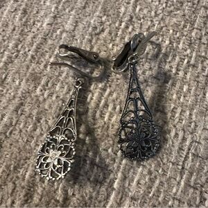 Elegant Silver Tone Filigree Drop Clip On Earrings